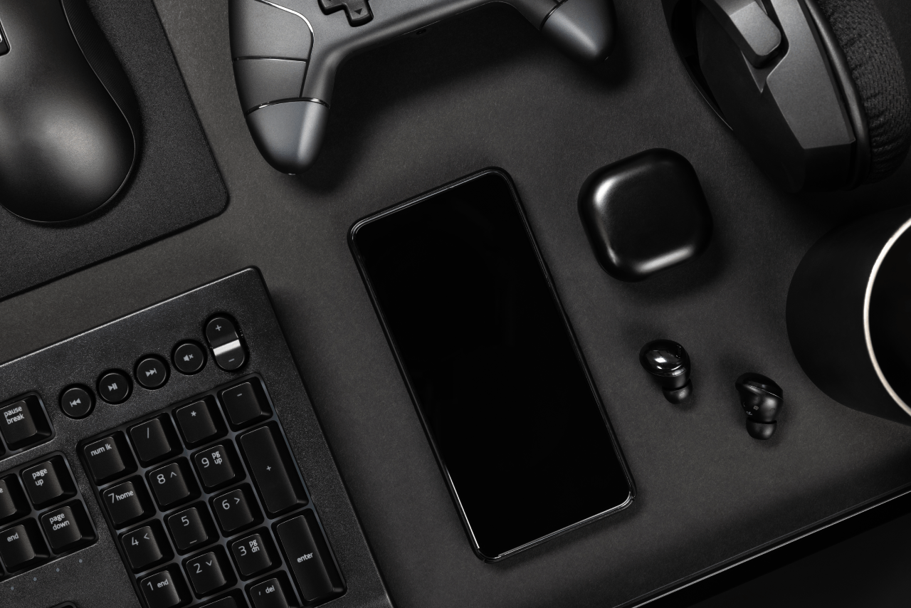 black-technology-gadgets-on-black-desk-surface-2026-01-08-22-08-57-utc